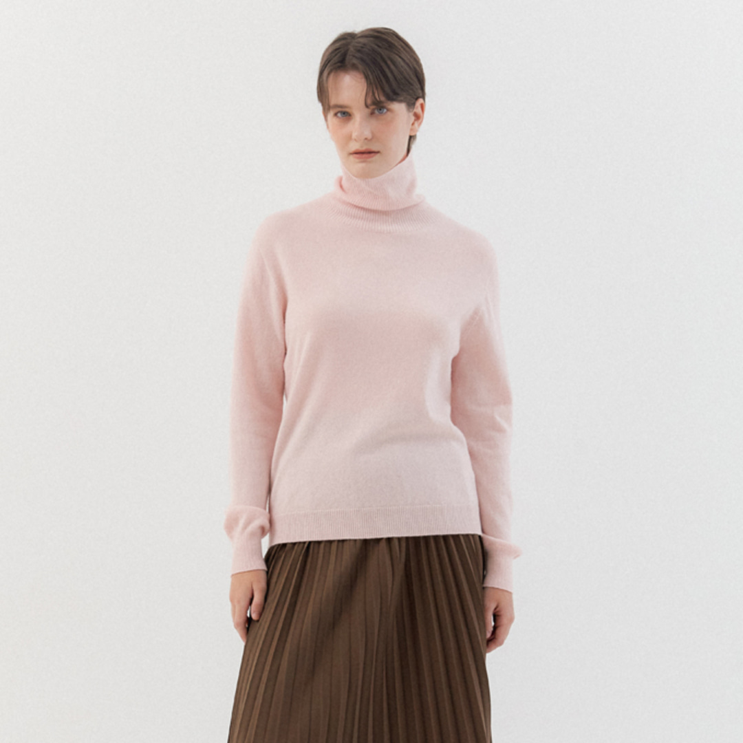 [위티앤험블] Super Fine Wool Wholegarment Turtle-neck Knit top (Light Pink)