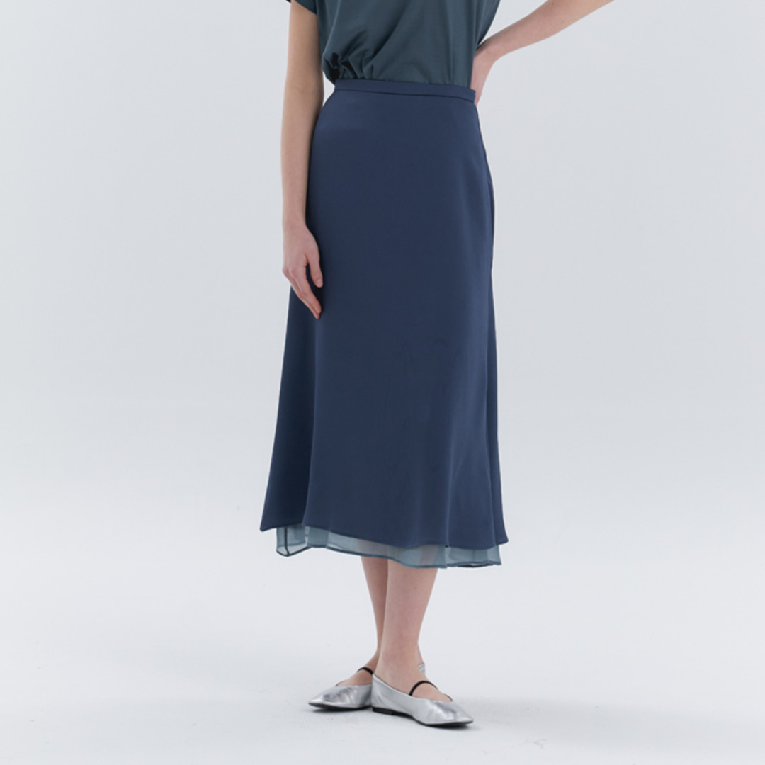 [위티앤험블] Glossy Satin Skirt (Teal Blue )