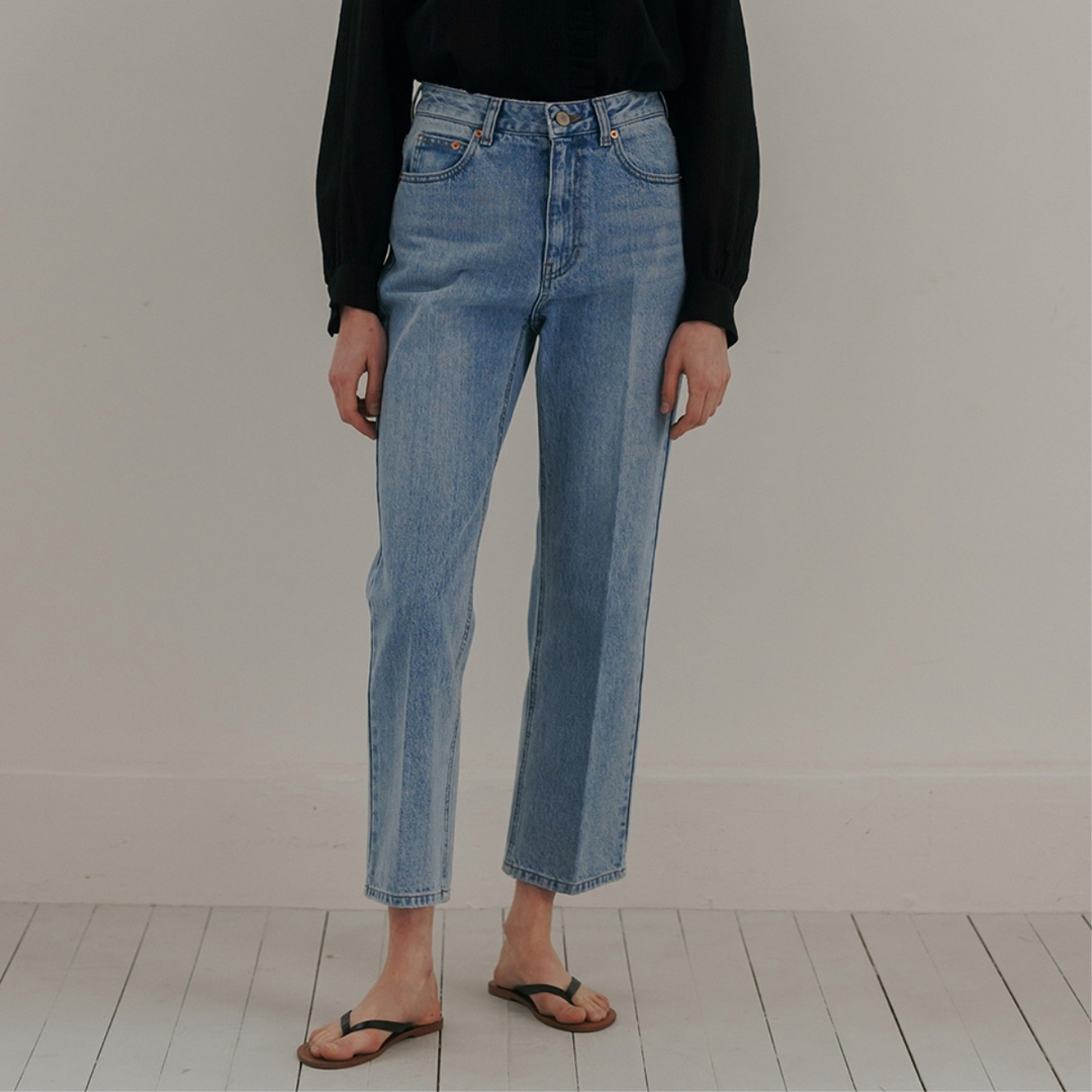 [4/25 예약배송][블랭크03] classic cropped jeans (light blue)